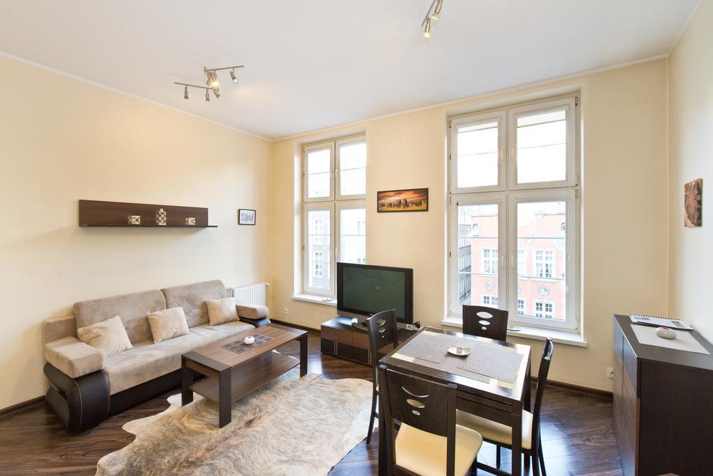Gdanskie Apartamenty - Apartamenty - Dluga Z Widokiem Na Ratusz I Nad Motlawa الغرفة الصورة